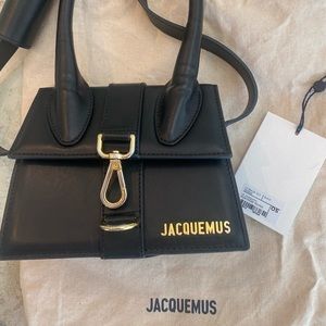 Jacquemus Le Chiquito Moyen in Black